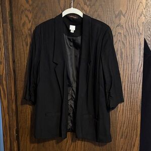 Women’s black 3/4 length sleeve blazer.  Size 16